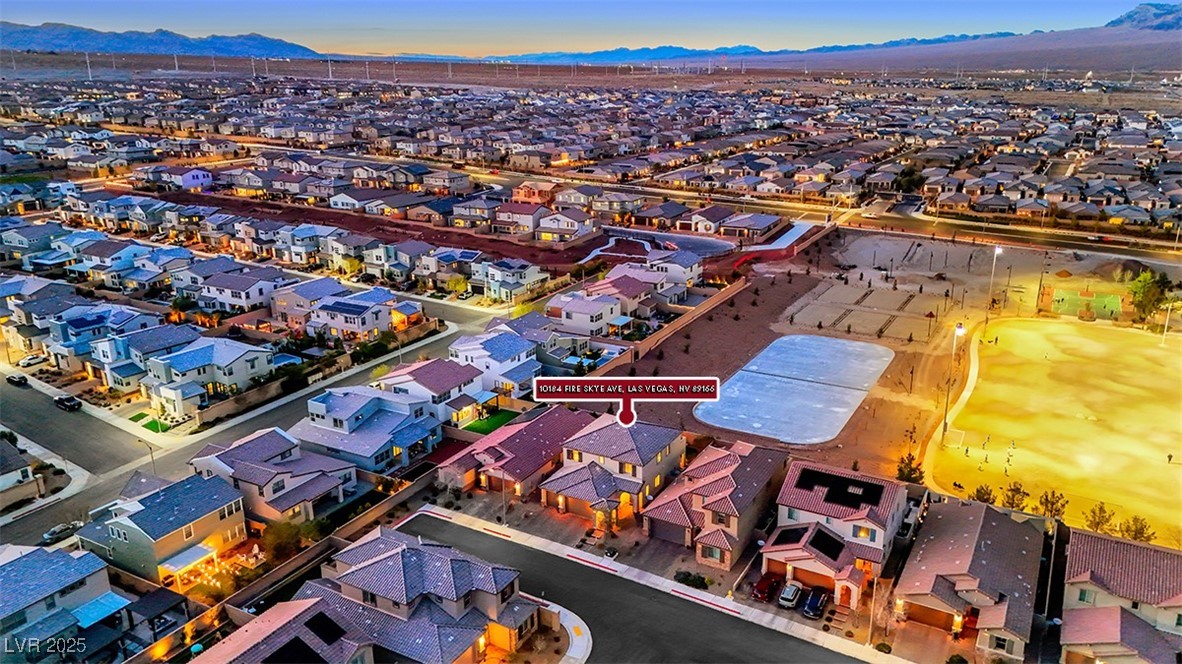 Las Vegas, Nevada 89166, United States, 4 Bedrooms Bedrooms, ,4 BathroomsBathrooms,Residential,Pending,81467