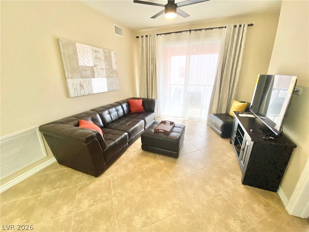 39 E Agate Avenue 404