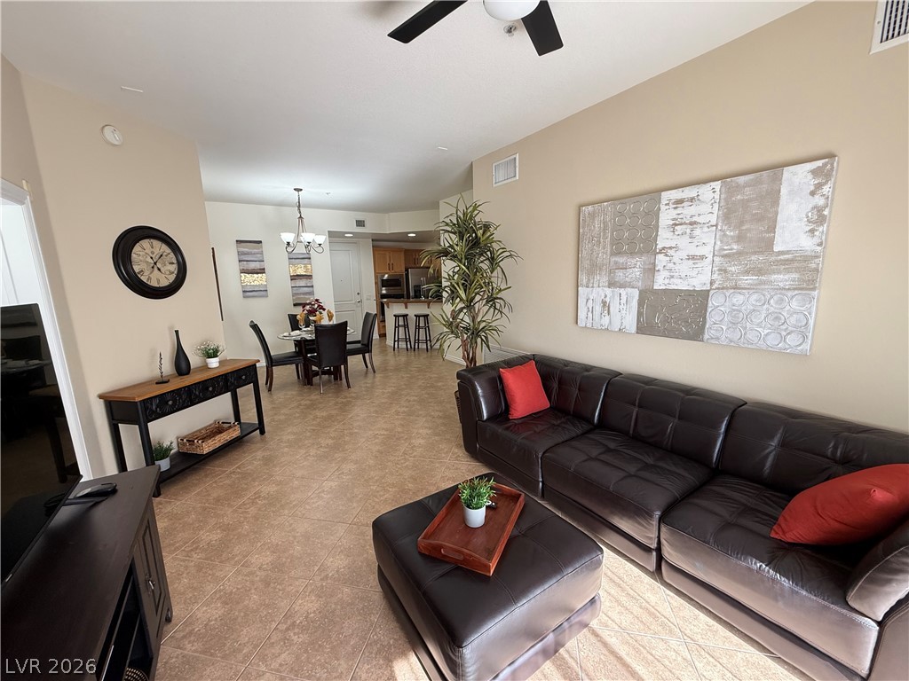 39 E Agate Avenue 404