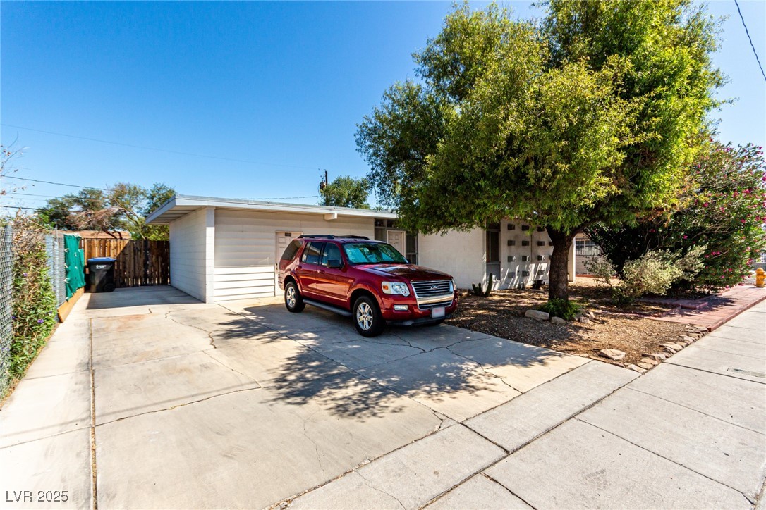 2600 E Owens Avenue, North Las Vegas, Nevada image 1