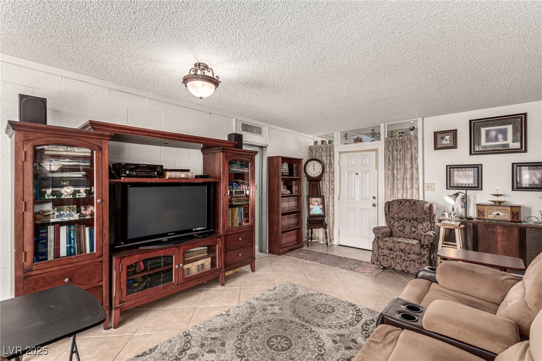 2600 E Owens Avenue, North Las Vegas, Nevada image 9