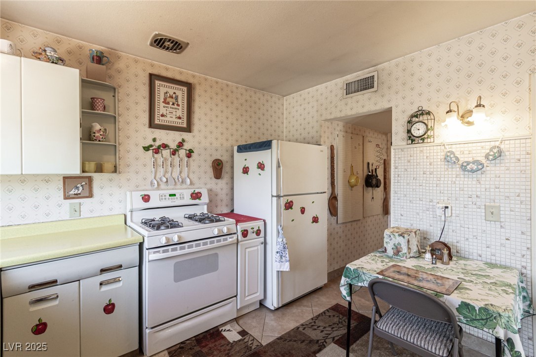 2600 E Owens Avenue, North Las Vegas, Nevada image 12