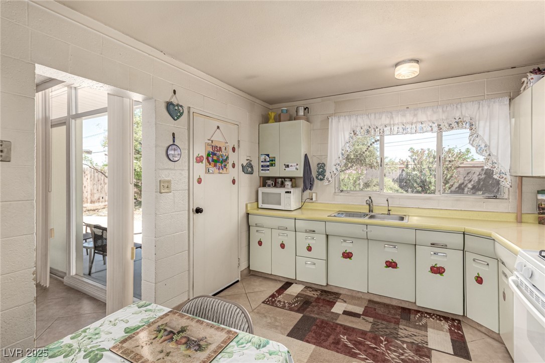 2600 E Owens Avenue, North Las Vegas, Nevada image 13