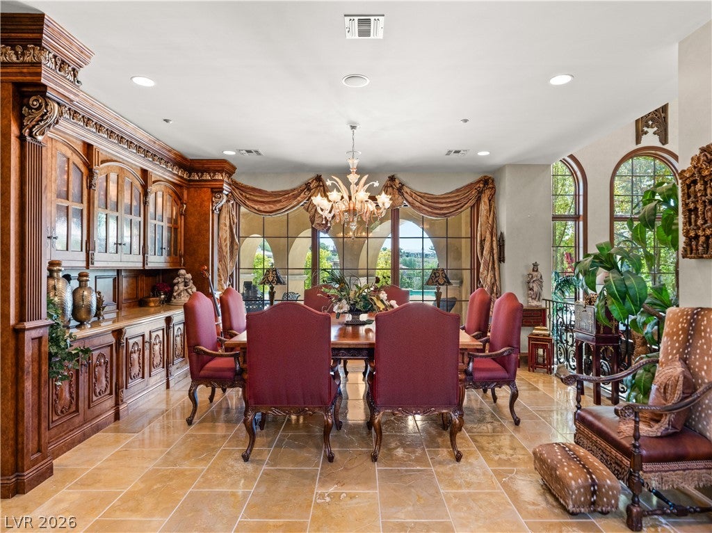 47 Club Vista Drive
