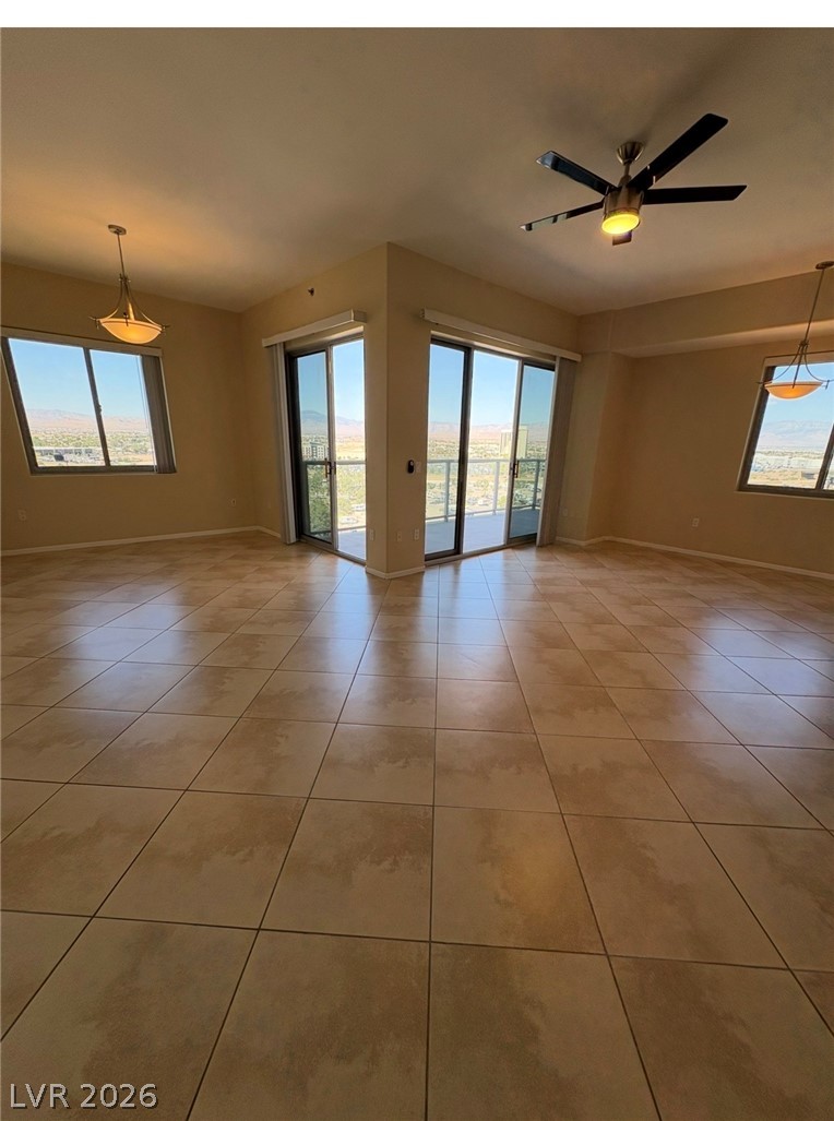 8255 Las Vegas Boulevard 1122