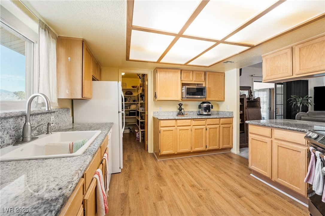 1261 S Comstock Street, Pahrump, Nevada image 10
