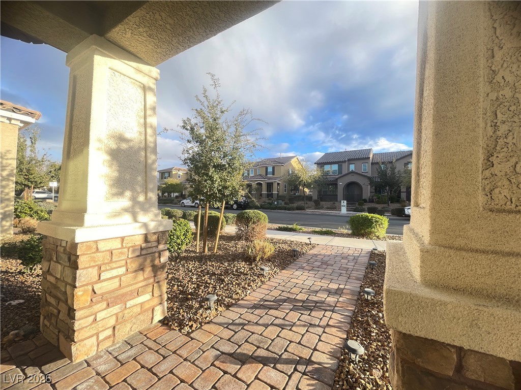 Properties 4 3144 Cartanda Avenue