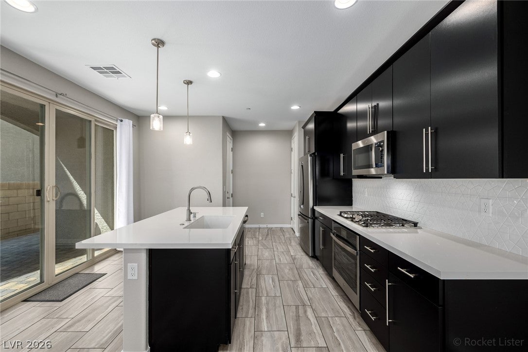 12 Kimberlite Drive