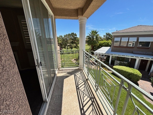 9112 Vista Greens Way 106