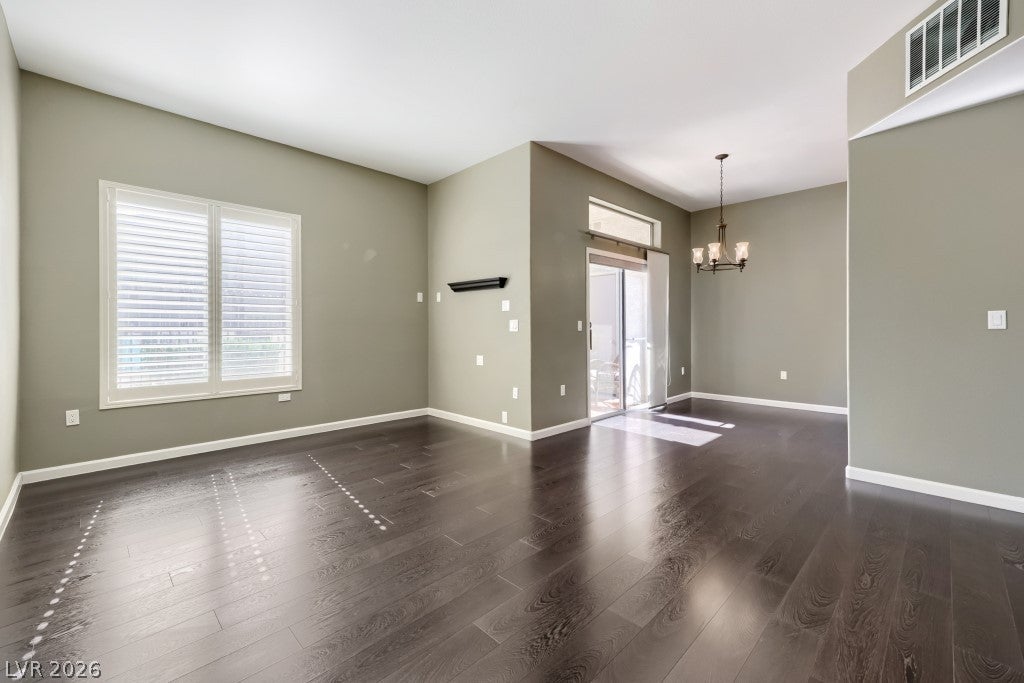 2305 W Horizon Ridge Parkway 1614