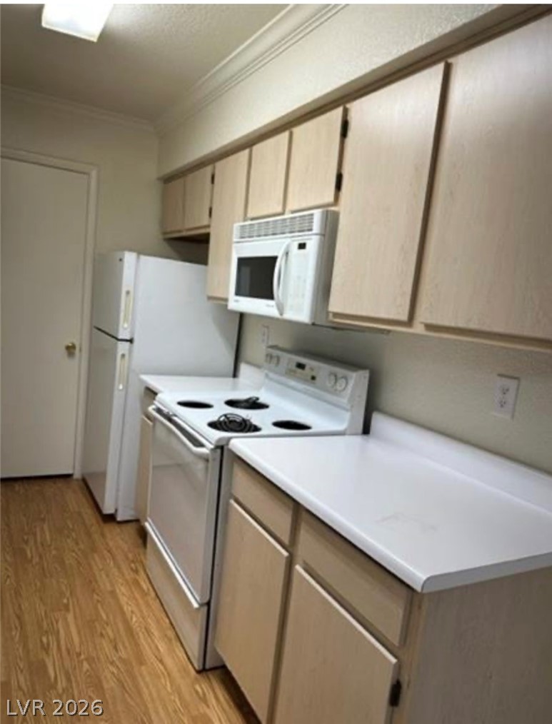 8101 W Flamingo Road 1073