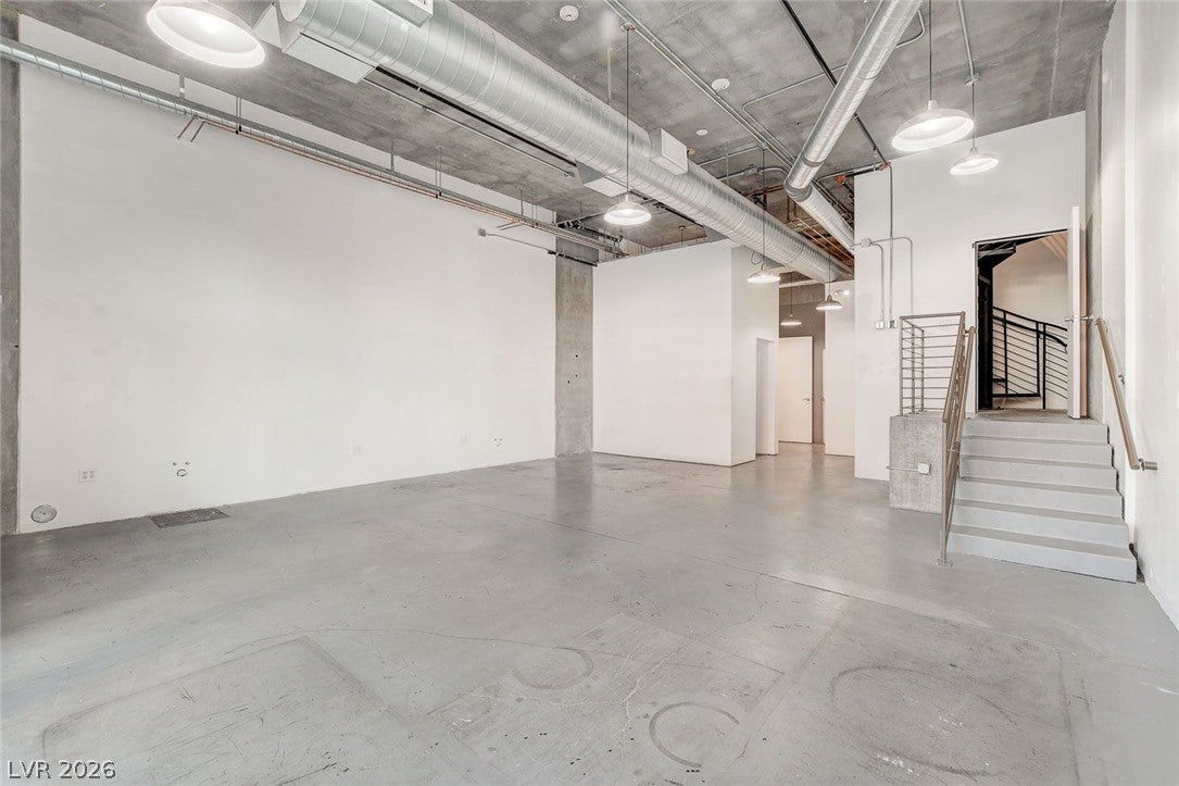 353 E Bonneville Avenue 181/281