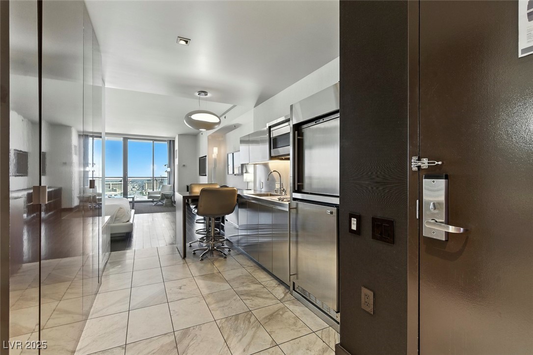 4381 W FLAMINGO Road 5106