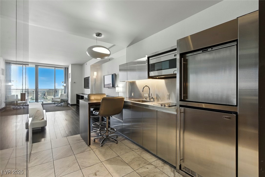 4381 W FLAMINGO Road 5106