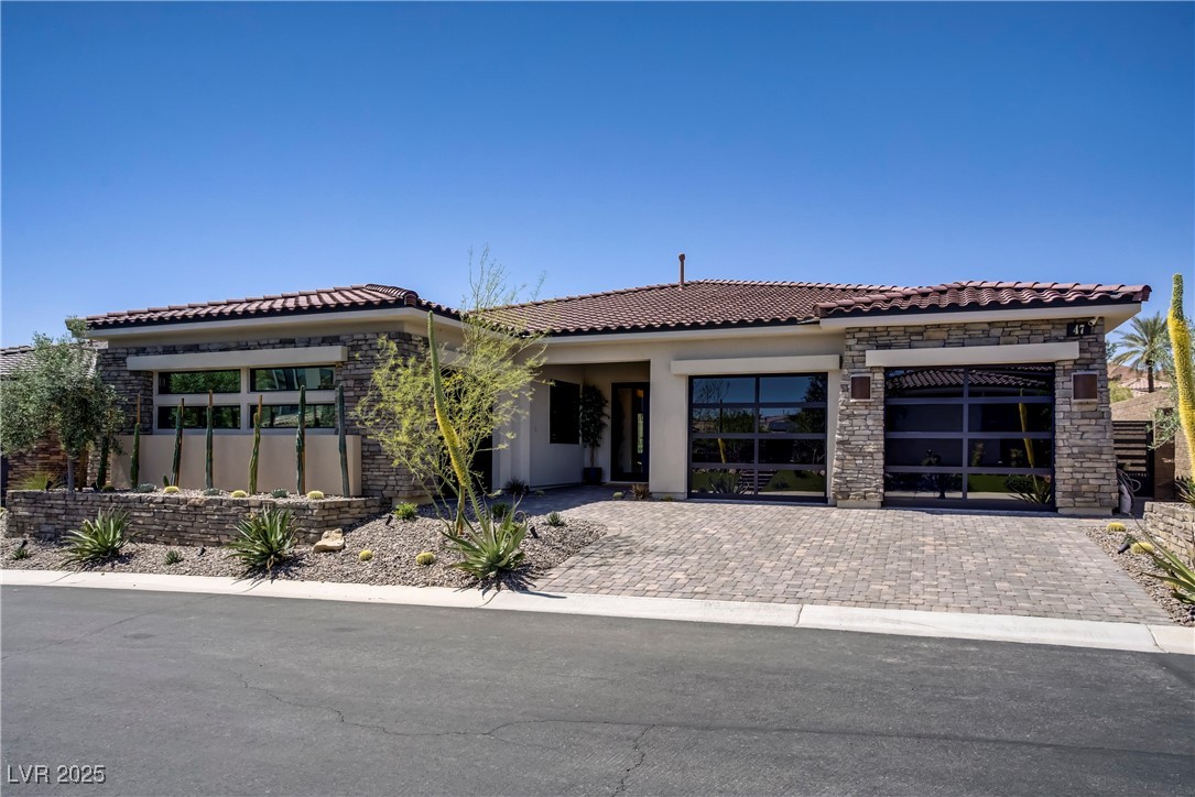 47 Garibaldi Way, Henderson, Nevada image 2