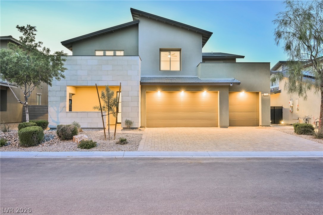 12368 Notch Trail Avenue