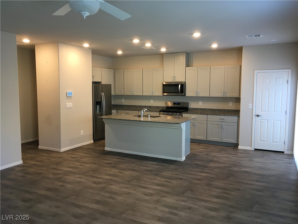 7471 Cooks Meadow Street 0