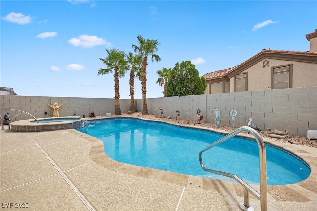 Las Vegas, Nevada 89147, United States, 3 Bedrooms Bedrooms, ,2 BathroomsBathrooms,Residential,Active,201224