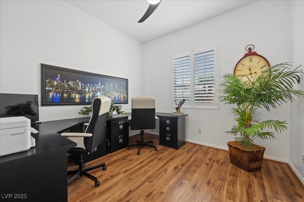 Las Vegas, Nevada 89147, United States, 3 Bedrooms Bedrooms, ,2 BathroomsBathrooms,Residential,Active,201224