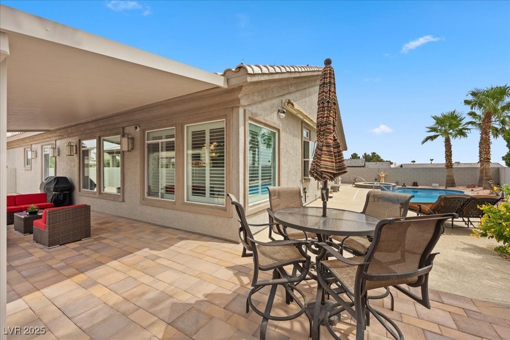 Las Vegas, Nevada 89147, United States, 3 Bedrooms Bedrooms, ,2 BathroomsBathrooms,Residential,Active,201224