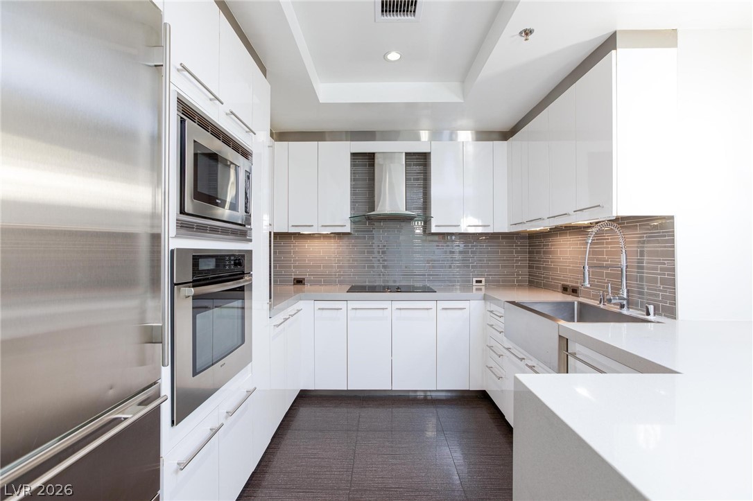 2700 Las Vegas Boulevard 3102