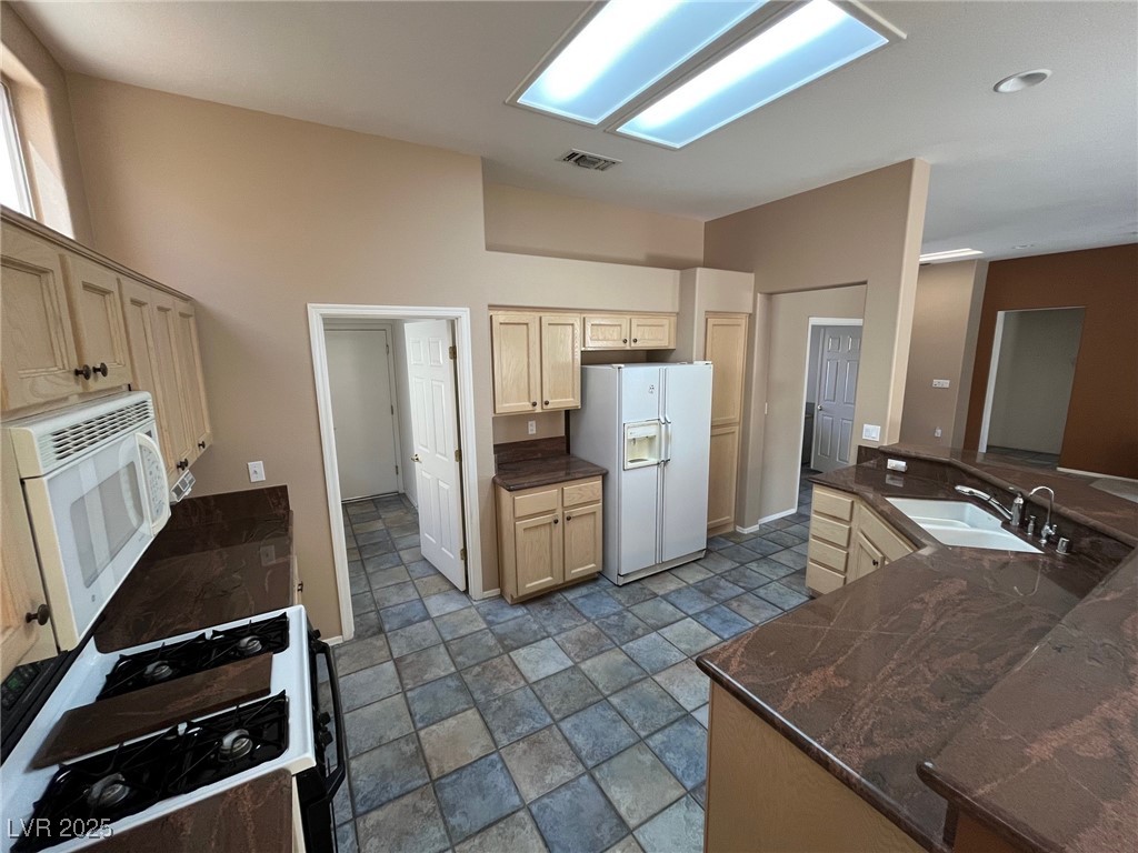 10717 Grand Cypress Avenue