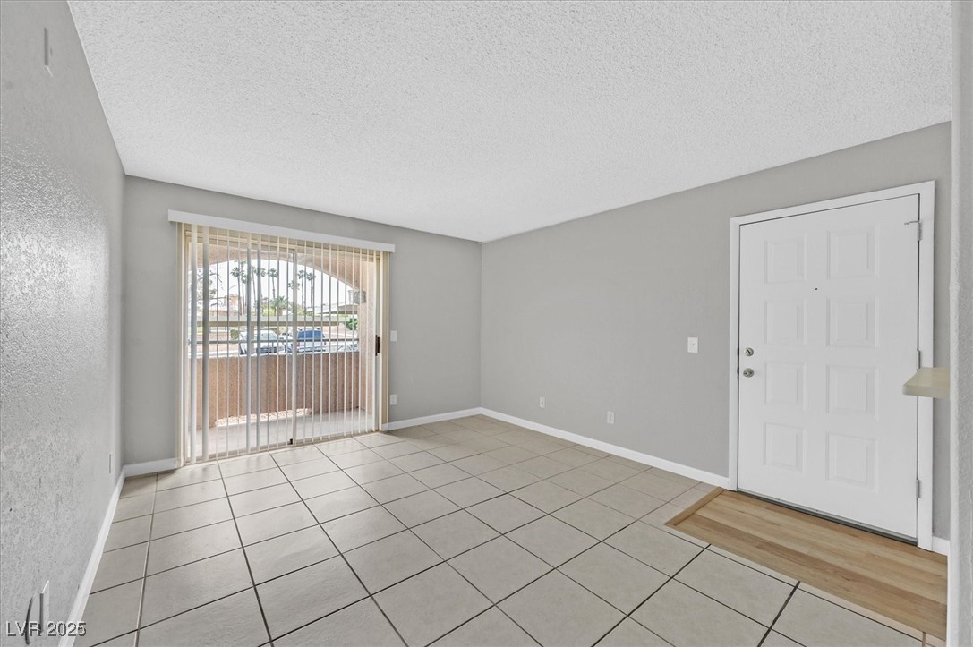 230 Mission Newport Lane 104