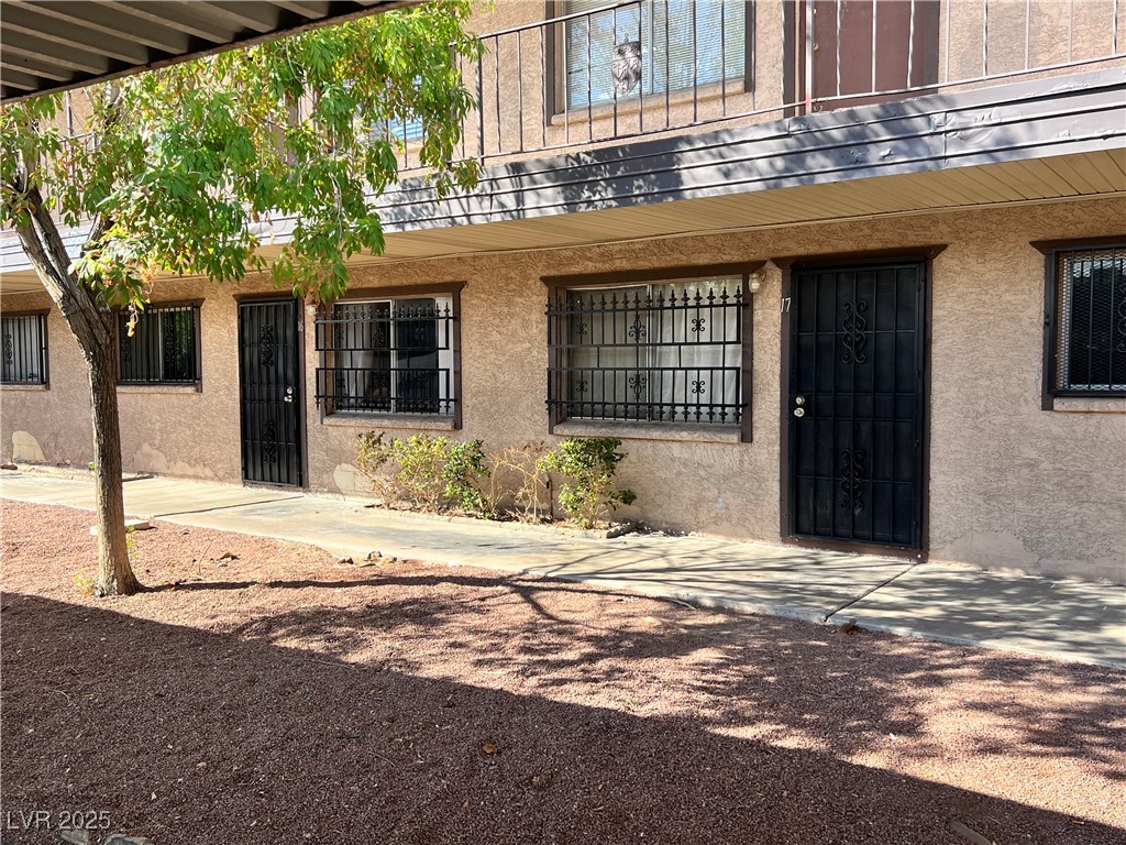 3720 Royal Crest Street 16 & 17