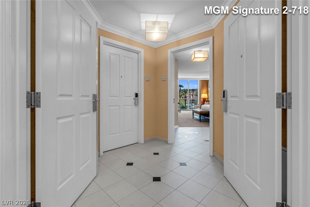 135 E Harmon Avenue 218