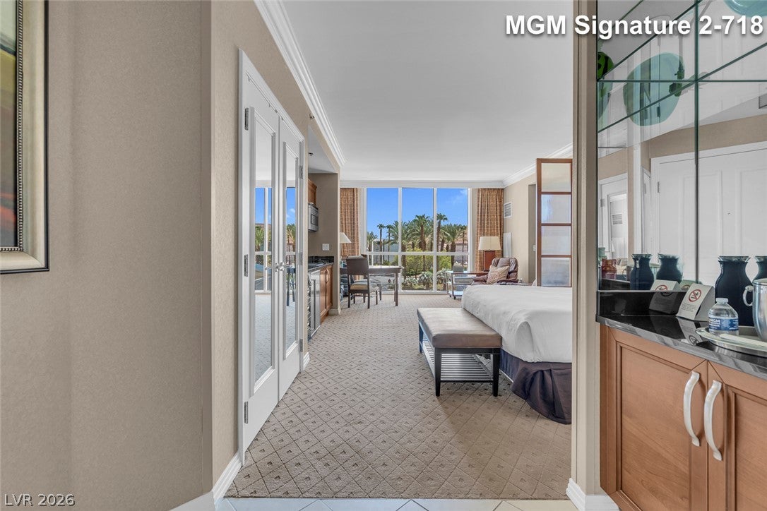 135 E Harmon Avenue 218