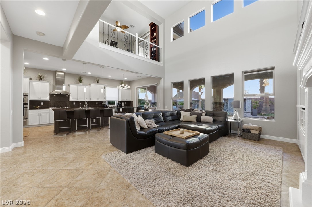 2732 Marie Antoinette Street