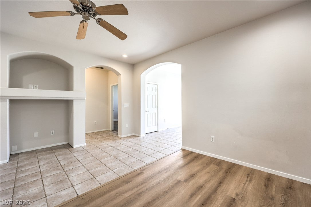 7236 Victoria Oak Court
