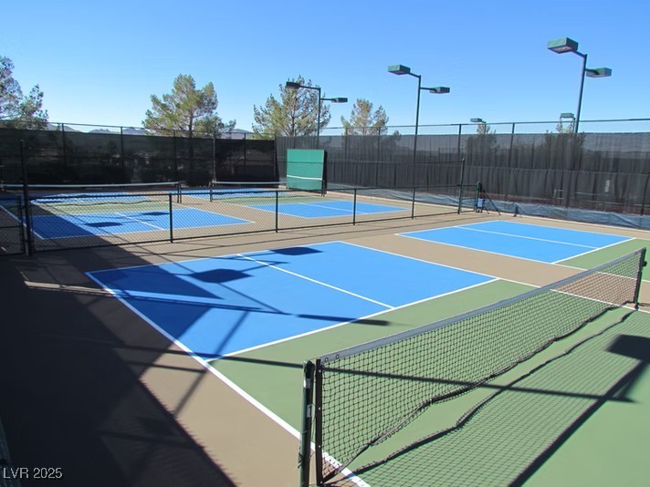 Henderson, Nevada 89044, United States, 2 Bedrooms Bedrooms, ,2 BathroomsBathrooms,Residential,Active,215182