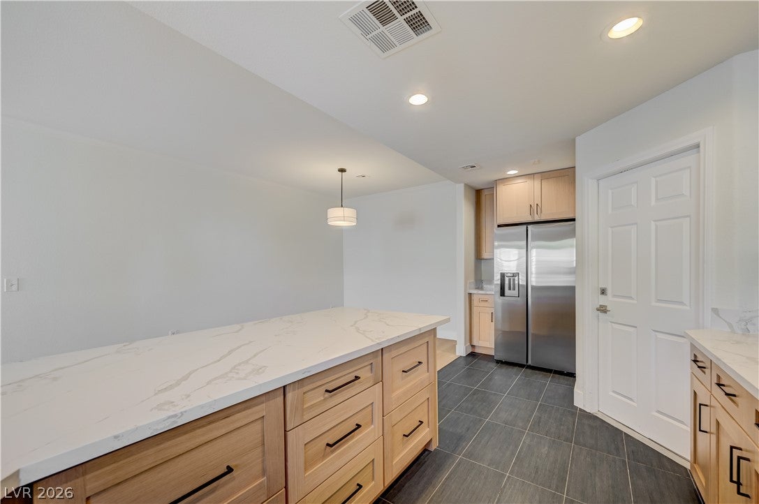 4876 Marco Polo Street