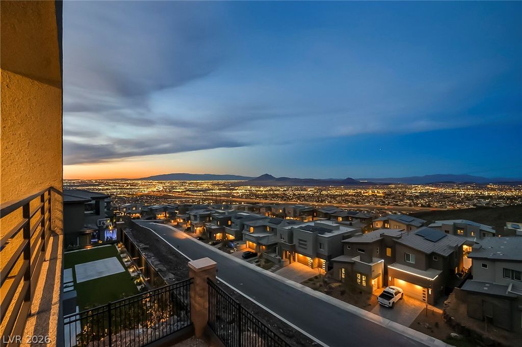 Photo of 318 Kandinsky Court, Henderson, NV 89012 (MLS # 2754493)