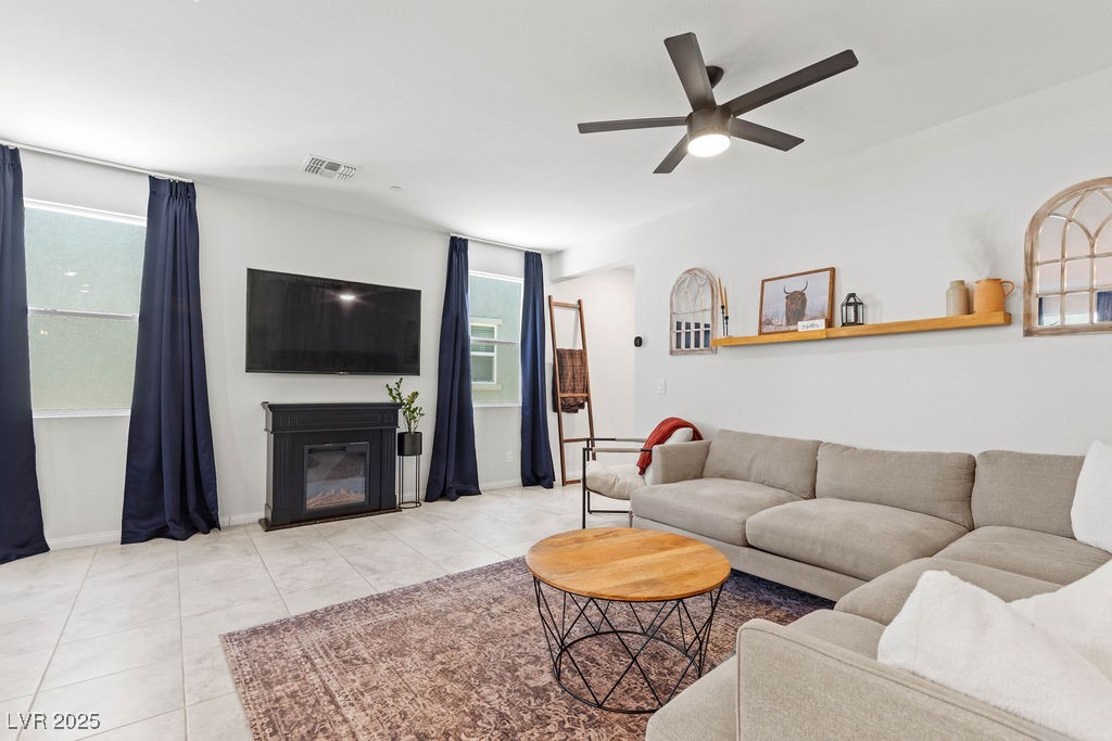 6848 Calvitero Street, Las Vegas, Nevada image 4