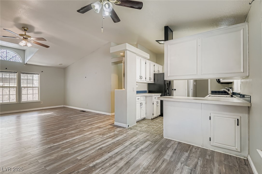 Las Vegas, Nevada 89122, United States, 3 Bedrooms Bedrooms, ,2 BathroomsBathrooms,Residential,Pending,188974