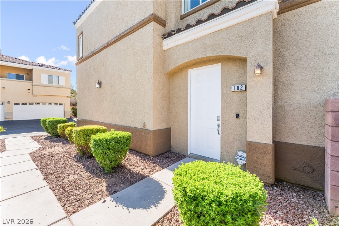 6329 Snap Ridge Street 3