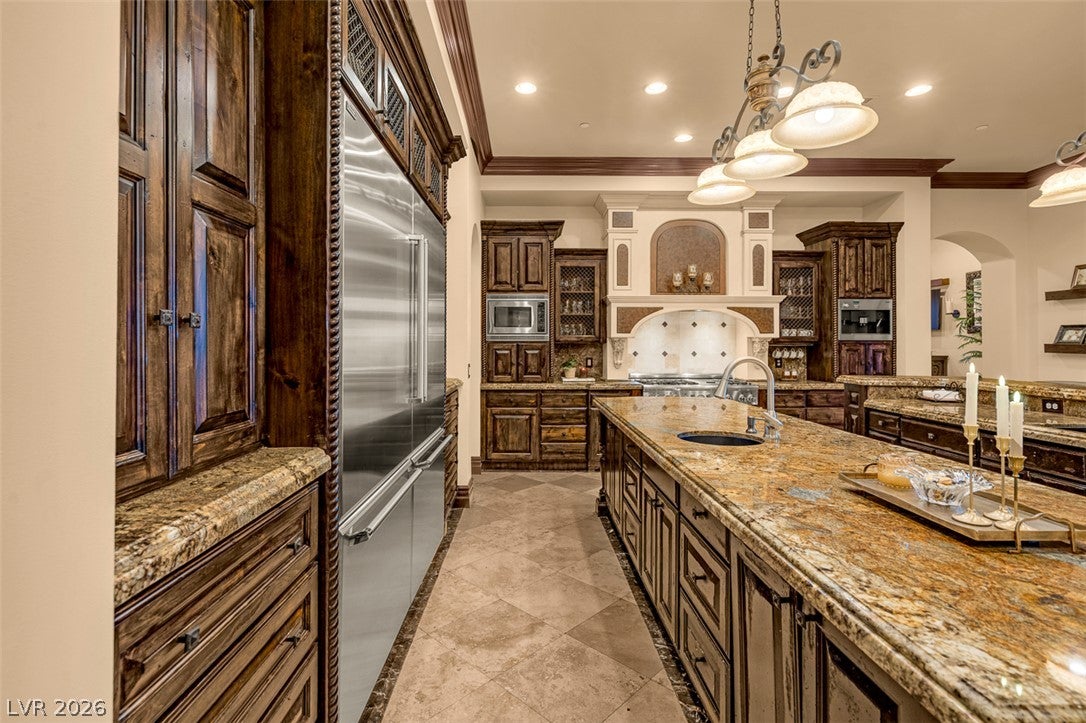 1350 Villafranca Circle