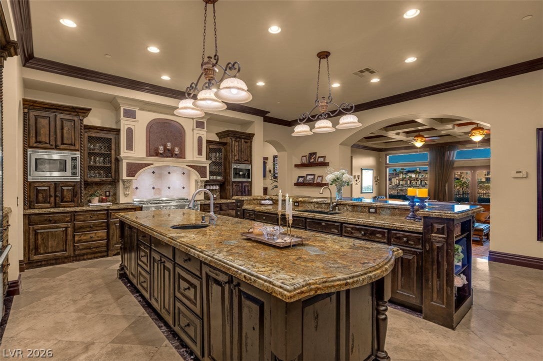 1350 Villafranca Circle