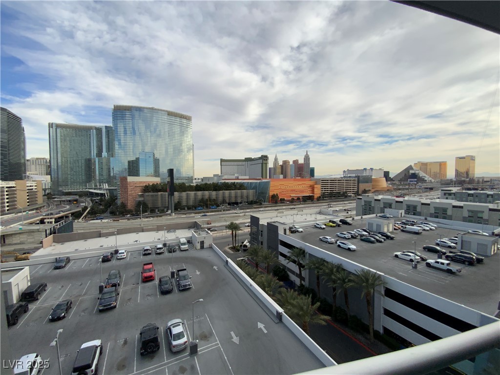 4525 Dean Martin Drive 911