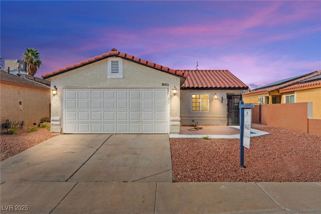 605 Oldham Avenue, Henderson, Nevada image 6