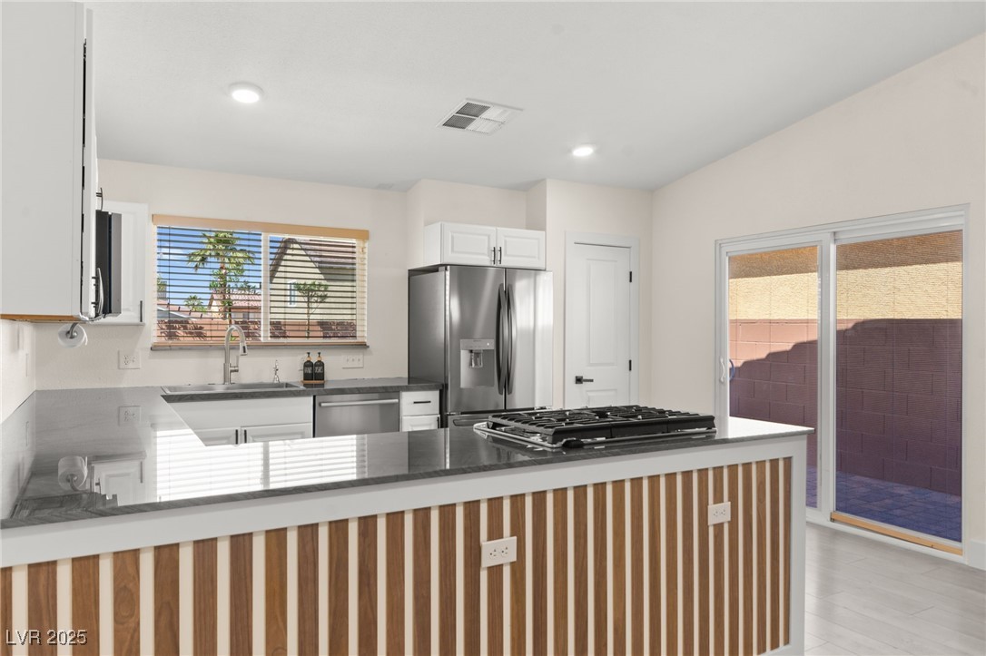 605 Oldham Avenue, Henderson, Nevada image 12