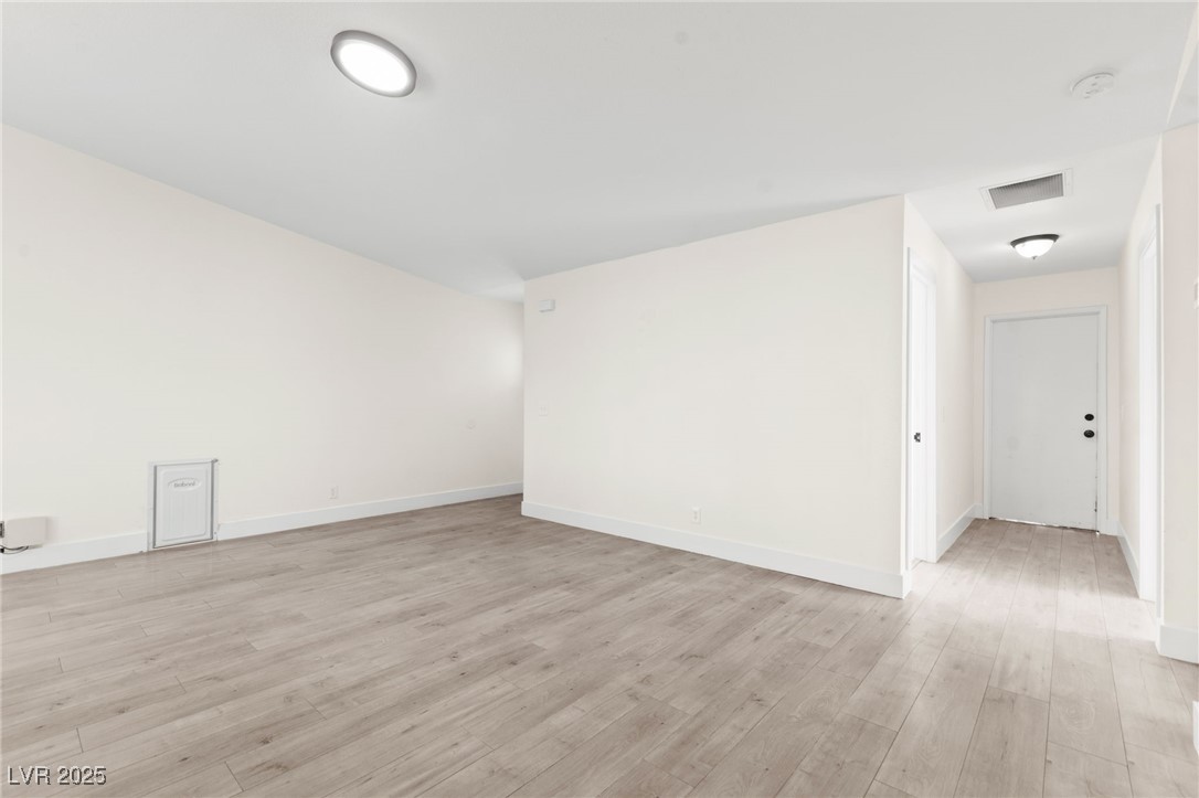 605 Oldham Avenue, Henderson, Nevada image 9