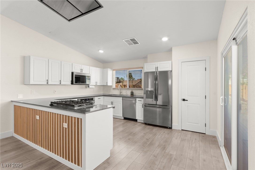 605 Oldham Avenue, Henderson, Nevada image 2