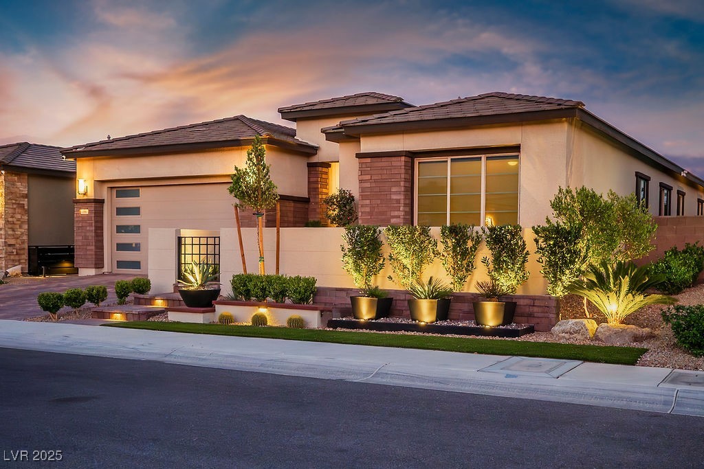 Properties 2 168 Springbough Lane