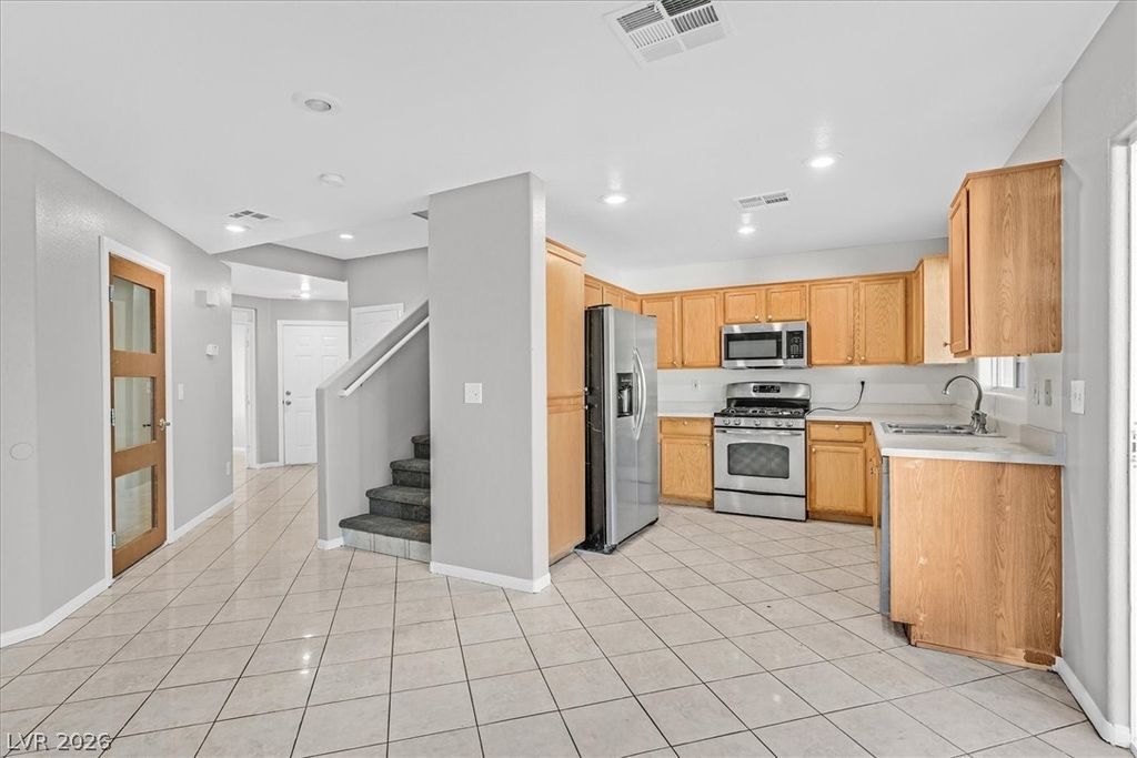Photo of 5916 Clover Canyon Lane, Las Vegas, NV 89142 (MLS # 2774931)