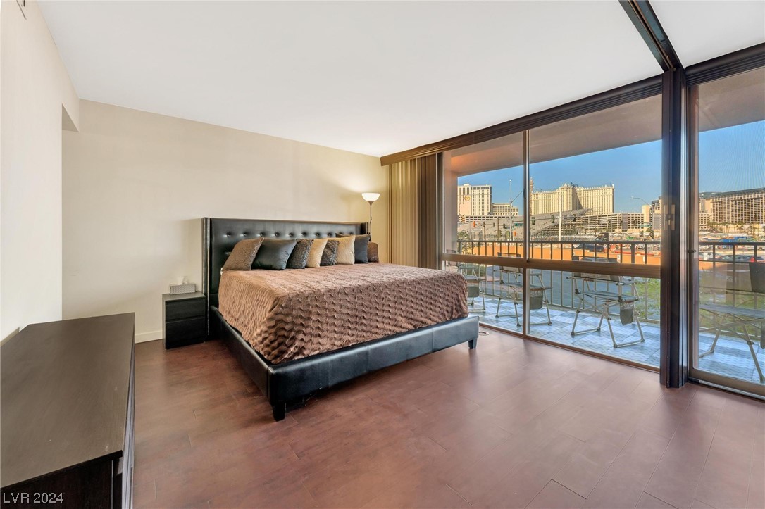 205 E Harmon Avenue 220