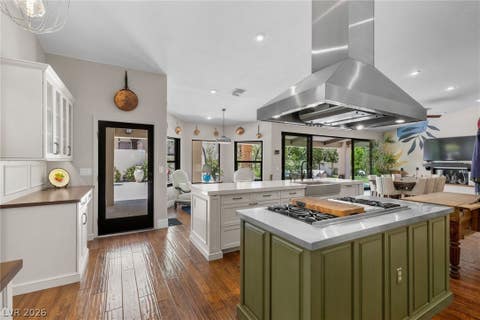 Tiny photo for 2222 Versailles Court, Henderson, NV 89074 (MLS # 2773503)