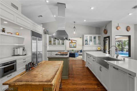 Tiny photo for 2222 Versailles Court, Henderson, NV 89074 (MLS # 2773503)